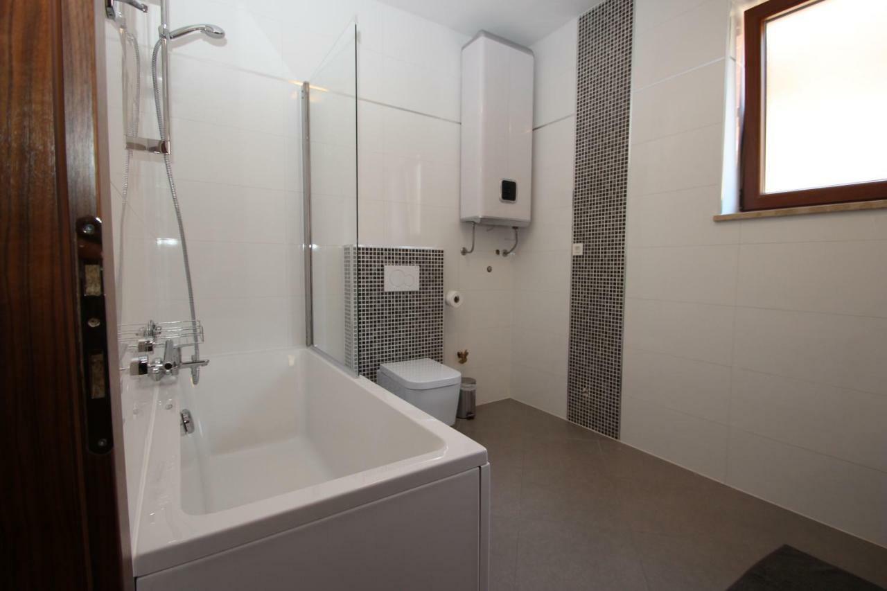 Villa Dora Vabriga Tar-Vabriga 外观 照片